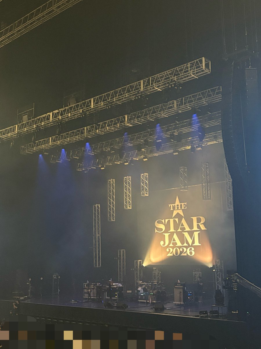 okkake322's tweet photo. 大好きなSTAY with MEがここで聴けると思わなかった、幸せすぎ✌🏻( ᵔ⌵ᵔ )⭐️ https://t.co/X9li3IfkQ6