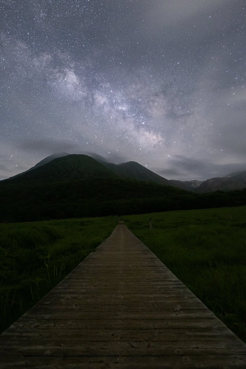 0714_HatoGraph's tweet photo. 今日は7月7日、七夕の日
織姫の元へ向かう彦星の旅路

#キヤノン党でほめあいたい 
#写真好きな人と繋がりたい 
#東京カメラ部 https://t.co/4pkQakebvV