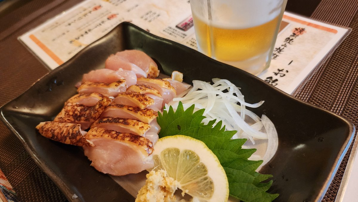 AT_desuyo's tweet photo. 九州の地鶏刺しうめーーーー https://t.co/jbBPF9yC9L