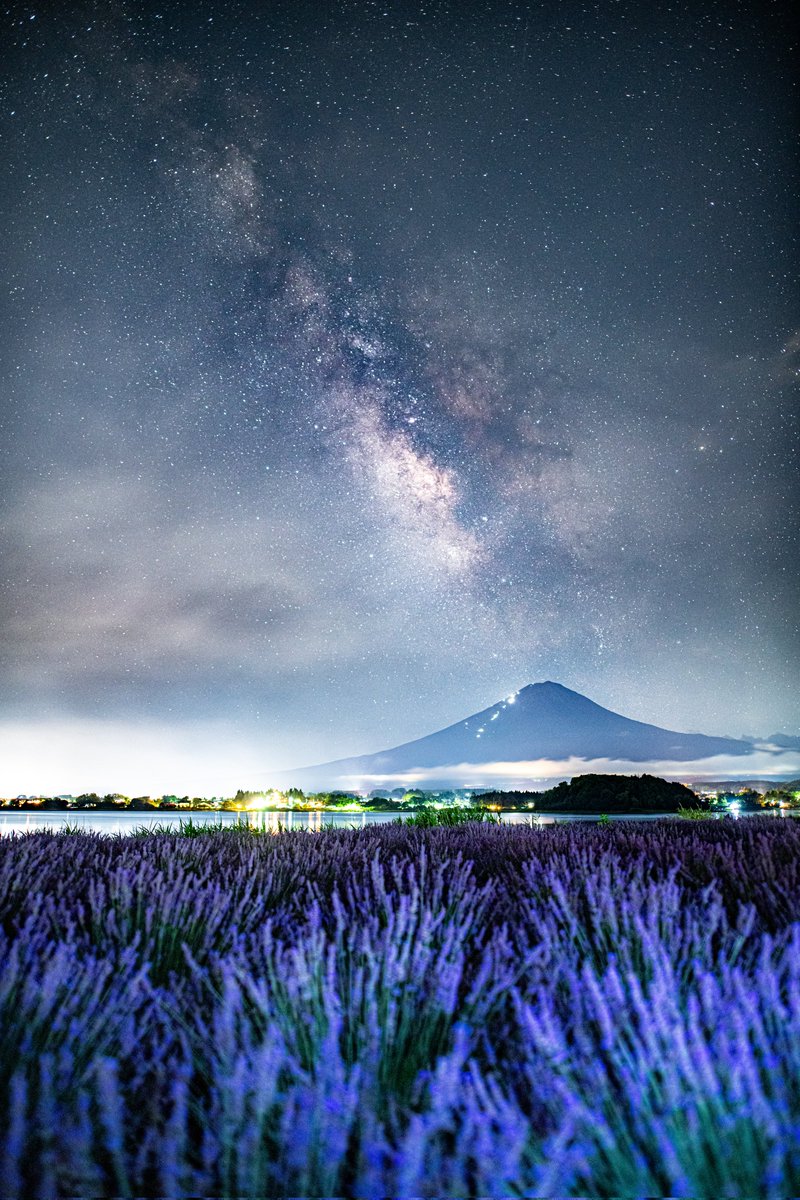 haskap1017's tweet photo. 今日は七夕なので富士山の上に輝く天の川を https://t.co/zs2fWpzCRO
