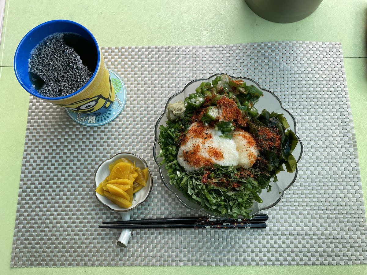 Rlmw0d's tweet photo. 7月7日（火）の食事
朝→スモークチキンとチーズのホットサンド、とうもろこし、コーヒー
昼→ぶっかけとろろ蕎麦
夕→アジフライ2つ、白身魚フライ1つ、蟹クリームコロッケ2つ、千切りキャベツ、ふかひれスープ��雑穀ごはん
間食→チョコドーナツ
#40代 #摂食障害の人と繋がりたい #下剤依存 https://t.co/5SvKCrQM4K