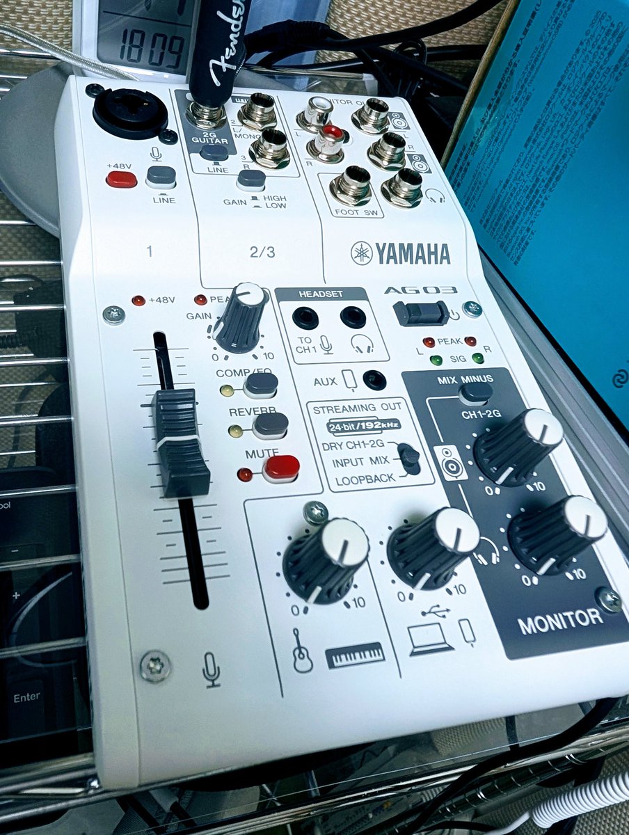 keimuu_'s tweet photo. 配信しようと思って機材の話してたらなぜか友人がこれを2個持っていて1つ譲ってくれた。あああ、ありがたやありがたや。
最近市場では品切れしたりもあるようなので助かる！ https://t.co/v0EZMtBRpJ