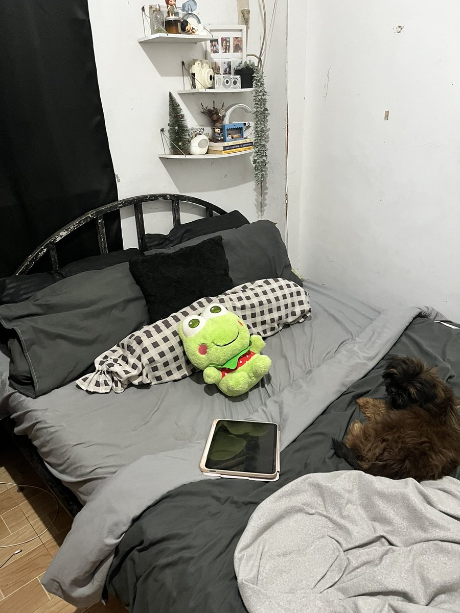 jongsmite's tweet photo. Room is #cleaned https://t.co/LLX3TWQbPs