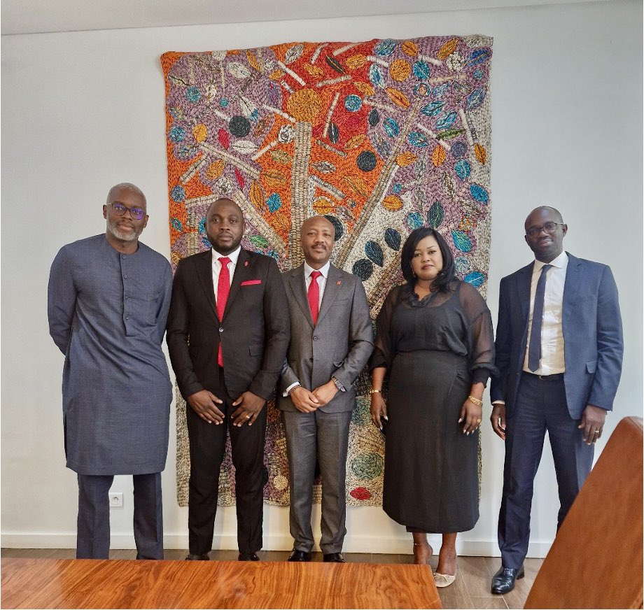 UBA_UK's tweet photo. 𝐒𝐭𝐫𝐨𝐧𝐠 𝐭𝐫𝐚𝐝𝐞 𝐜𝐨𝐫𝐫𝐢𝐝𝐨𝐫𝐬 𝐝𝐞𝐩𝐞𝐧𝐝 𝐨𝐧 𝐬𝐭𝐫𝐨𝐧𝐠 𝐛𝐚𝐧𝐤𝐢𝐧𝐠 𝐫𝐞𝐥𝐚𝐭𝐢𝐨𝐧𝐬𝐡𝐢𝐩𝐬.
We continue to support African markets by connecting businesses with international capital through trade finance, correspondent banking and cross-border banking https://t.co/ZWgeZ2n8xC