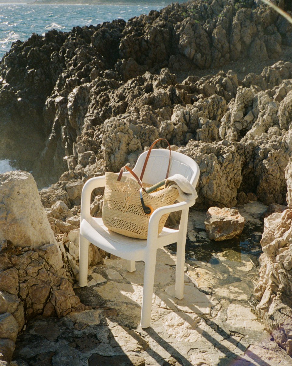 YSL's tweet photo. Respiro by Anthony Vaccarello
Loli Bahia, SJ, Mona Tougaard, Jenn Du Puy &amp; Vittoria Ceretti
 
Captured by Henrik Purienne
A summer story

Fieldbar Cooler

#YSL #YvesSaintLaurent #SaintLaurent #SaintLaurentRiveDroite