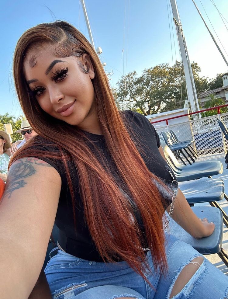 EllaSmooth19129's tweet photo. @LakeShowYo Only reply if you’re serious. Menu, Dropbox content, live FaceTime shows, and custom hookup sessions are available. Time wasters will be blocked no scams, only genuine people. HMU 🤙 telegram https://t.co/vSUy2mcDcC https://t.co/kzr9Mqu4p5