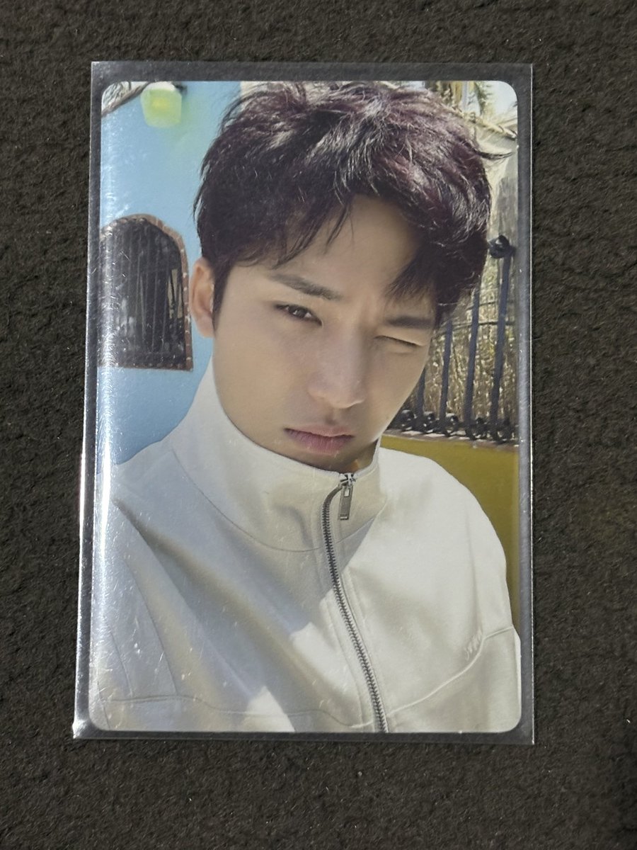 beboojh's tweet photo. #wts mingyu cxm kit 
official 
100k 
co by shopee 
excl adm

#seventeen #cxm #mingyu https://t.co/IyRityULlv