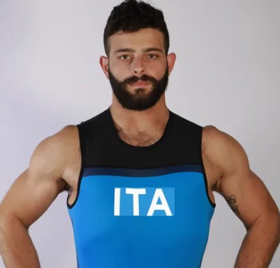 HistoriasdlosJJ's tweet photo. 5 años y 4 meses de cárcel para el medallista olímpico italiano (bronce en Tokio y en París) de #Halterofilia Antonino #Pizzolato por violación ocurrida en 2022 a una turista finlandesa. Junto a otros 3 acusados, también declarados culpables, tendrá que indemnizar a la víctima https://t.co/uAQ0GYtnmw