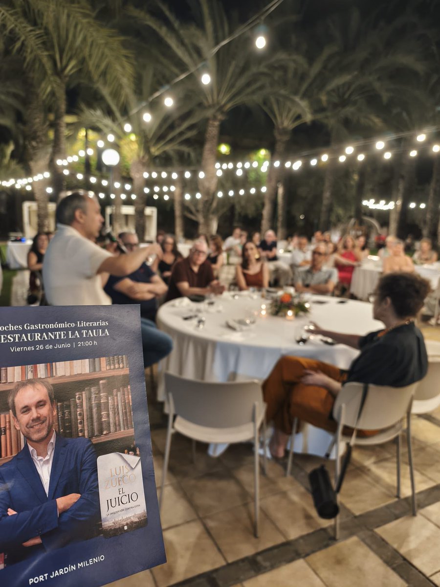 luiszueco's tweet photo. Cenas gastronómico-literaria en el Hotel Port Milenio de Elche, organizada por la librería Ali i Truc https://t.co/eVDXVFzz4d
