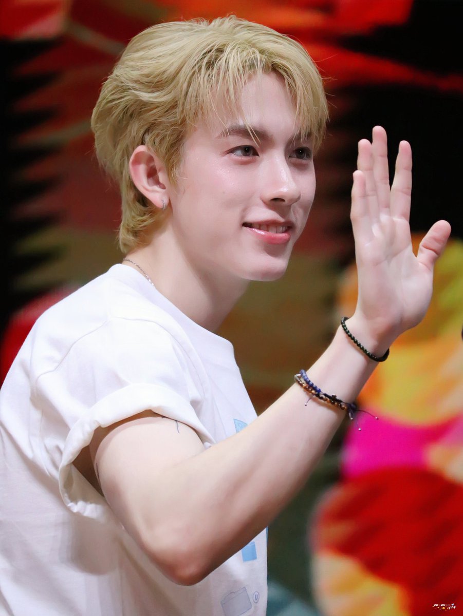 M1WMIRACLE's tweet photo. เหตุผลของรอยยิ้มของฉันในแต่ละวัน 🫶🏻🩵🤏 https://t.co/JccYoF8dfH