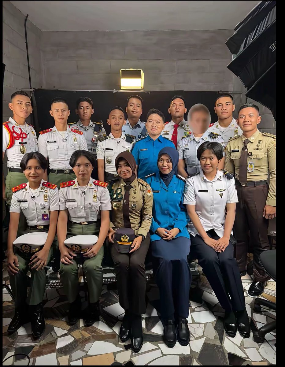 kenalaw tweet media