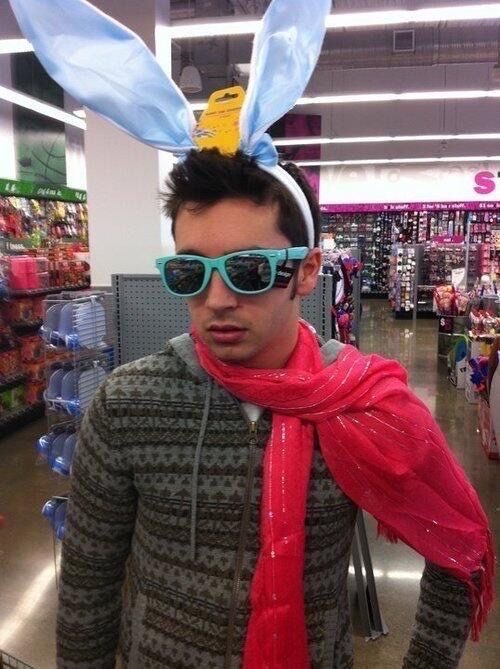 sipa_caprisun's tweet photo. he’s trapped. stuck in a cycle he’s never been able to break. https://t.co/W6GTP3h6D8