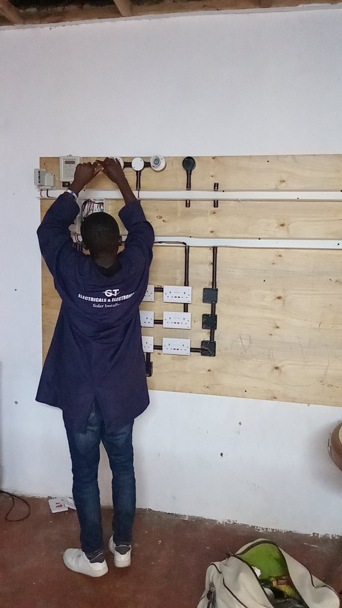 saphaelectrical's tweet photo. https://t.co/9U7DPQjKWo