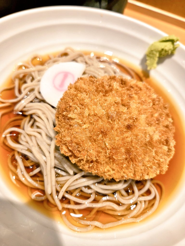 wbx_33's tweet photo. 見てくれ  コロッケそばだ https://t.co/SYjuBzewsm