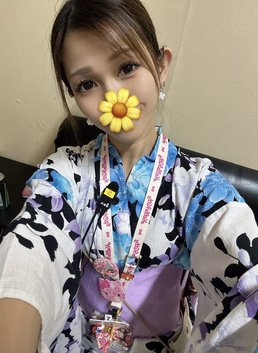 ELINA100329's tweet photo. 今日はgirlsで浴衣👘 着たよン🩷💜
何年ぶりだろー（ ܸʚ̴̶̷̷⩊ʚ̴̶̷̷ ܸ）
事務員ｻﾝ着付けありがとうございます🥰
 
せっかく浴衣着たし……
そのまま祭り行きたい気分でした🍻𐤔𐤔
 
#スーパーイースペース塩屋店 #七夕 https://t.co/1LIFzf2SBu