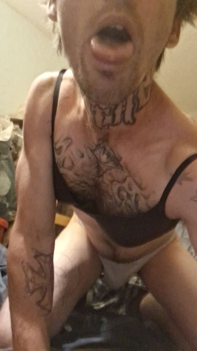 MistressRayne5l's tweet photo. Yay F*** ass cum slut want a dick to play you No puss https://t.co/or0xbghtBE