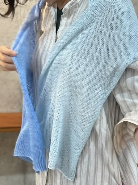 pantocoffeemar's tweet photo. 7月19日（日）はワークショップの日。
1日（４-5時間）で完成！LoperShoes ワークショップ。3種類の形から選べます！

ストールは編み機で簡単に作れます！
プレゼントにもおすすめ。
シルク、コットン中心に夏糸たくさん入荷しています！

ご予約受付中です！
https://t.co/0ntaImOkLU https://t.co/bzBoaa9dLu