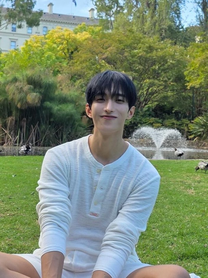 dkddani_'s tweet photo. 6개월 만에 더 남자가 됐어 몸도.. 얼굴도 .. 🫪 https://t.co/5Q2ZCbeEMX