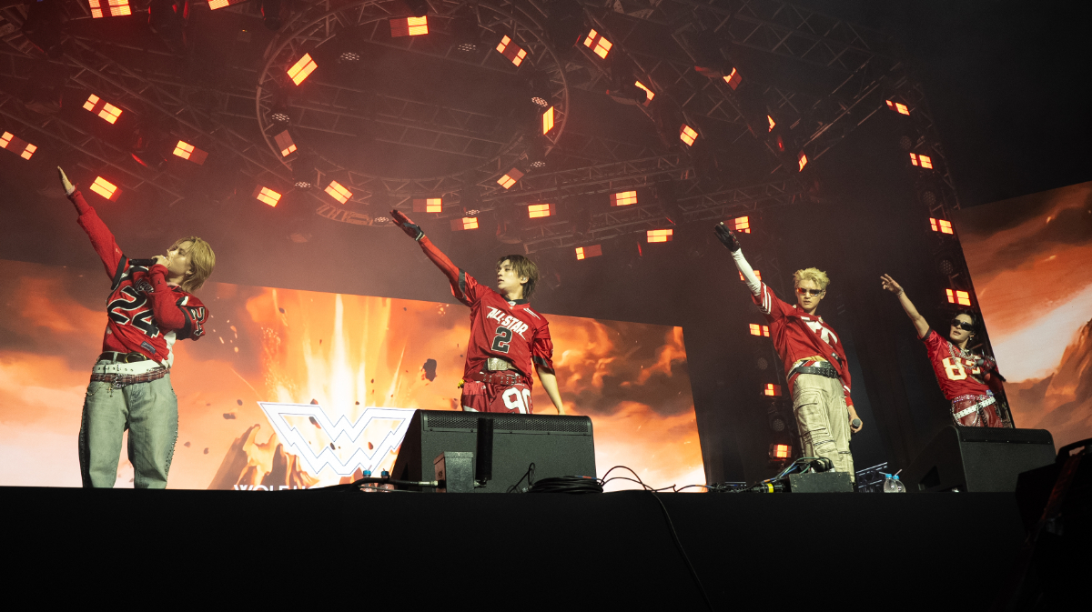 ThaiHyper's tweet photo. 日タイ7人組「WOLF &  WANDER」でも注目、WOLF HOWL HARMONYがブラジル初ライブで1万8000人を魅了 
https://t.co/ooa23y122U 
LDH JAPAN所属の4人組ボーカル＆ラップグループ WOLF HOWL HARMONY が、日タイのアーティスト7人で結成された新プロジェクト 「WOLF & WANDER」 としての活動も控え、タイとの関わりでも注目されています。そのWOLF HOWL HARMONYが、2026年7月2日（木）から5日（日）までブラジル・サンパウロで開催された南米最大級の日本ポップカルチャーイベント 「Anime Friends 2026」 に初出演しました。ブラジル初ライブとなったステージには約1万8000人が集まり、会場は大きな熱気に包まれました。
@WOLFHOWLHARMONY