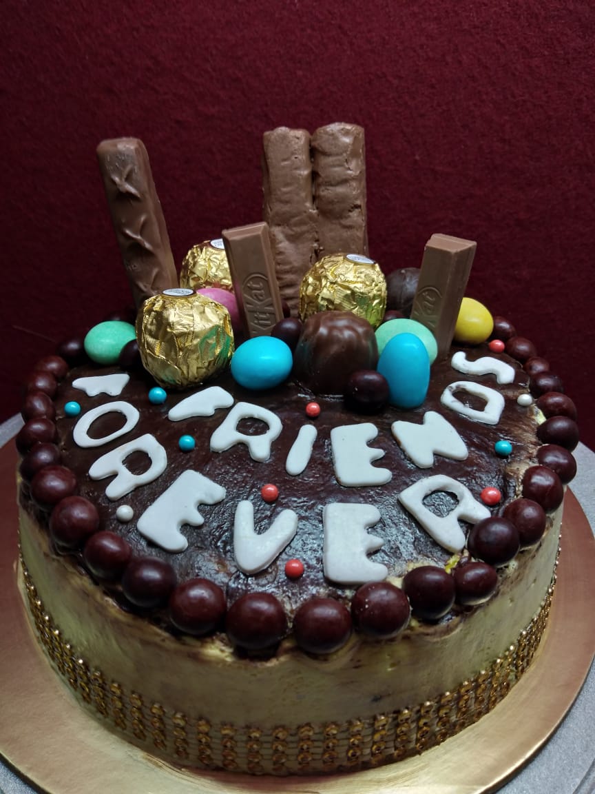 10sunshinegal's tweet photo. Happy #ChocolateDay!
#Chocolate in all its glory.
From my favorite #Chennai outlets
#WritersCafe - #SpecialHotChocolate; #Zuka #chocolate #ediblespoon #BaskinRobins #icecream #Bakingo #cake.
Just the tip of iceberg for a #chocoholic like me!
#Chocolate4Ever
#Homemade successes https://t.co/iWgdS0JyHM