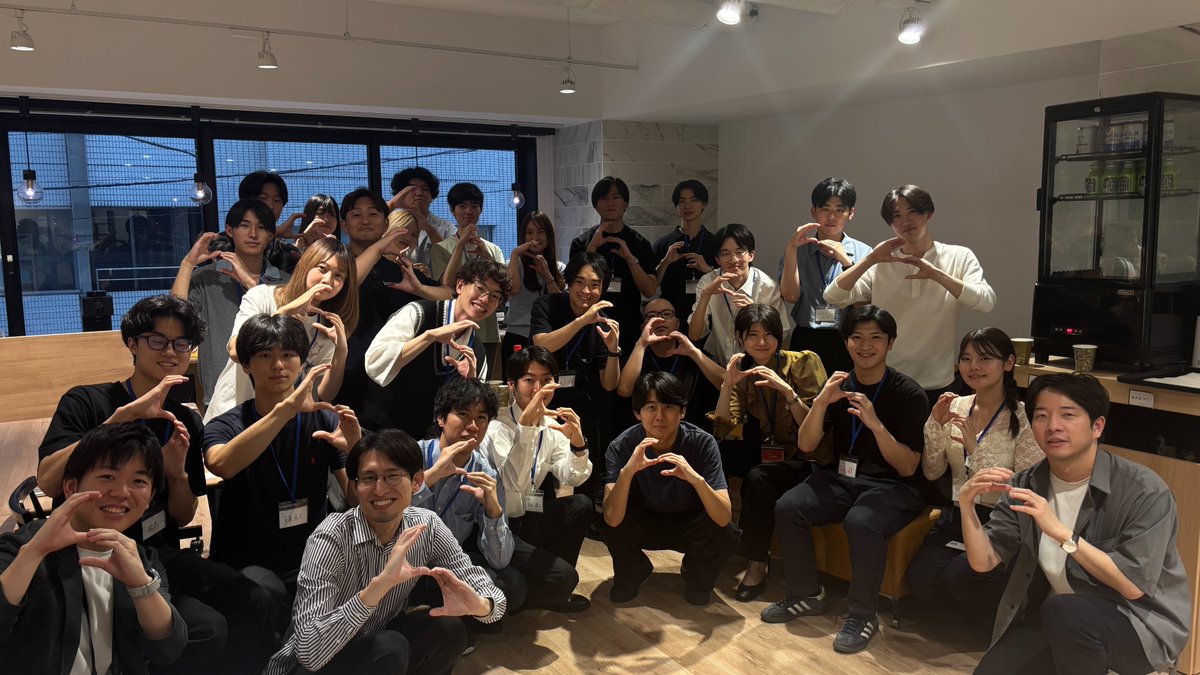 masaya_kikuta's tweet photo. 静岡鉄道×学生団体×BaseMe
-地方創生・まちづくりに関わる学生団体大集合-

7/4に「BaseMe Lacal college」と題しまして、
地方創生・まちづくりに挑む学生団体の皆さんと
地方創生に本気で取り組む静岡鉄道株式会社様にお力添えいただき。Meetupイベントを開催しました。

就活の枠を飛び越えて、
・地方創生に関わる仕事のリアル
・学生の考える地方創生と社会人から見る地方創生の違い
・さまざまな活動・バックボーンから見る地方創生
などここでしか得られない情報で盛り沢山の時間でした。

特に、静岡鉄道の住吉さんの
学生として、会社として、副業・個人として。
地方創生に関わられているキャリアトーク。

そして普段は全く違う活動をしている。
総勢12団体の学生が団体の垣根を超えて行う。
グループワークのクオリティー。
圧巻でした📷
あー、オーディエンス呼べば良かった。笑

そして当日参加をしてくれた学生団体の皆さんありがとうございました！是非継続開催したいと思っているので、一緒に盛り上げていただけると嬉しいです📷
そしてこのような場づくりに参画をしてくださいました、静岡鉄道様ありがとうございました。
静岡だけじゃなくて、うちの地域も！
そんな企業様はぜひご連絡をください📷
◉学生団体
宮城大学 学生団体Brush
東京都市大学 都市総合研究会
高崎経済大学 学生団体SONOSAKI
リノベする学生団体DaBo
東大生地方創生コンソーシアム
Local Bridge学生局
早稲田大学田舎留学プロジェクト運営局
地方創生団体リーボシ
学生団体GEIL
学生団体Alpha Real
國學院大学 学生まちづくり団体enCIRCLE
茨城大学SDGsサークル Linking