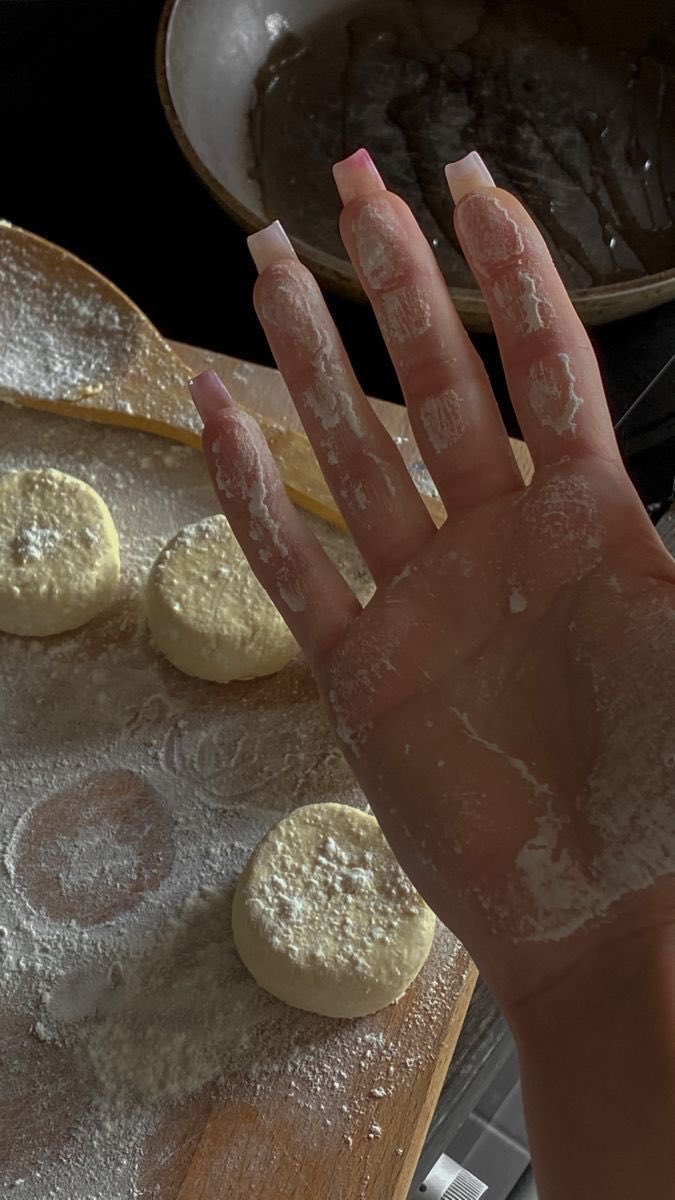 violetbutter_'s tweet photo. just out here making a mess fr https://t.co/Exs5obalYZ