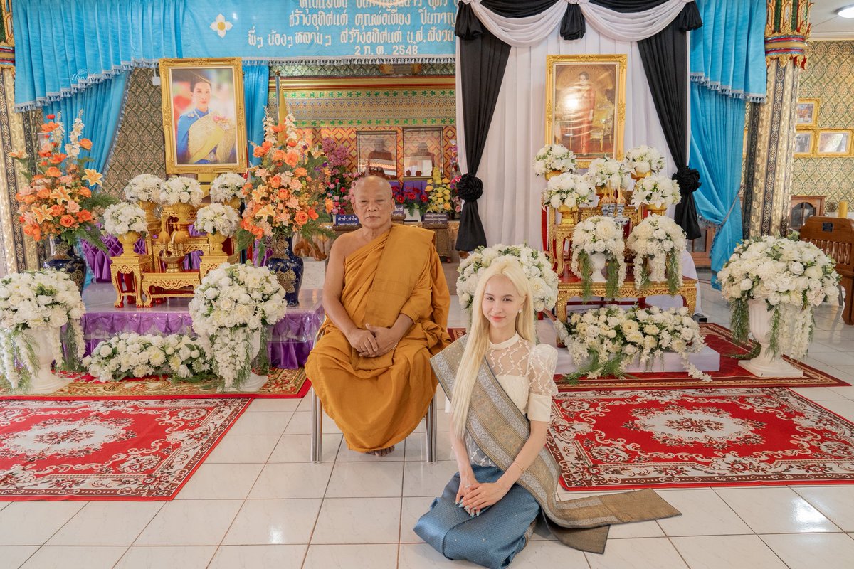 hannah_thailand tweet picture
