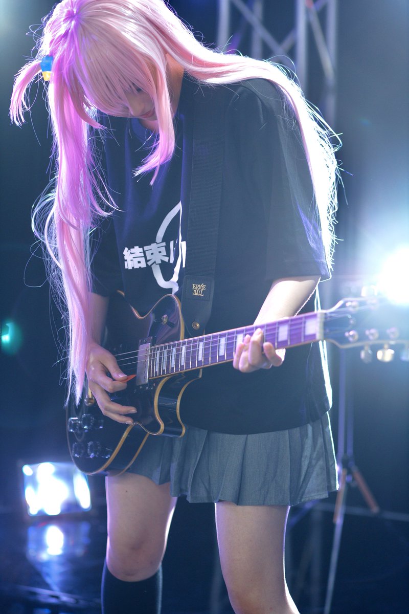 marronCosplay's tweet photo. コスプレ
  ぼっち・ざ・ろっく!
    後藤ひとり🎸 https://t.co/4M9KJukMkm