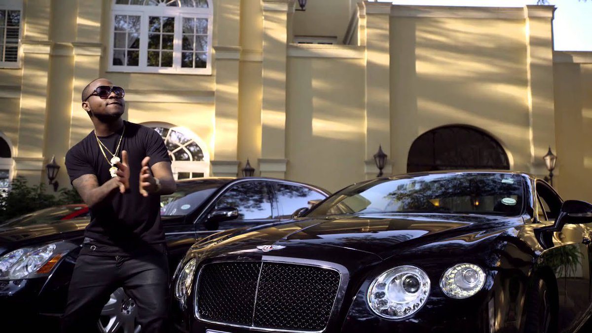 sparkliin's tweet photo. Does @davido even remember he dropped a banger with Mafikizolo titled Tchelete? https://t.co/1vP85oBmKT