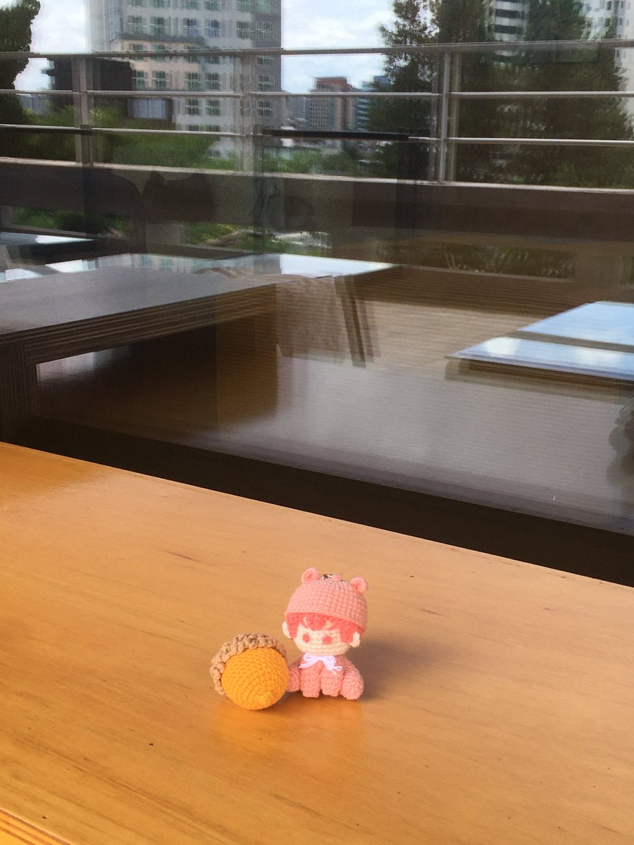 PLLI_ari's tweet photo. 모두 봐주세요 제가 만든 귀욥뽀짝한줌 사색밤람쥐를요. https://t.co/dMhRMm68Ei