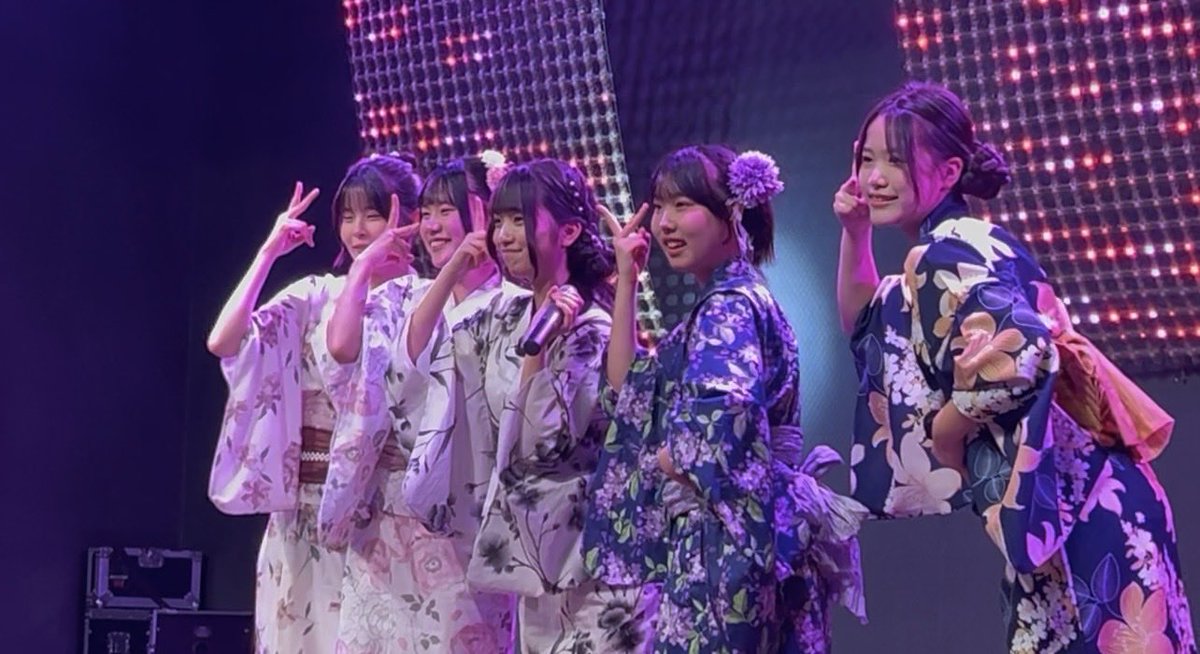hanbee0525's tweet photo. 今日の現場🎋
劇場定期/七夕公演🌌
みんな浴衣で可愛かったです👘
かわいい織姫たちに会えました🥰
良い七夕の夜でした✨✨
#七夕公演
#PARMS
#秋葉原
#仮面女子
#メノニューイヤー
#チキータ
#スリジエ
#ちぃたんぼんばーず https://t.co/RadlW58XKG