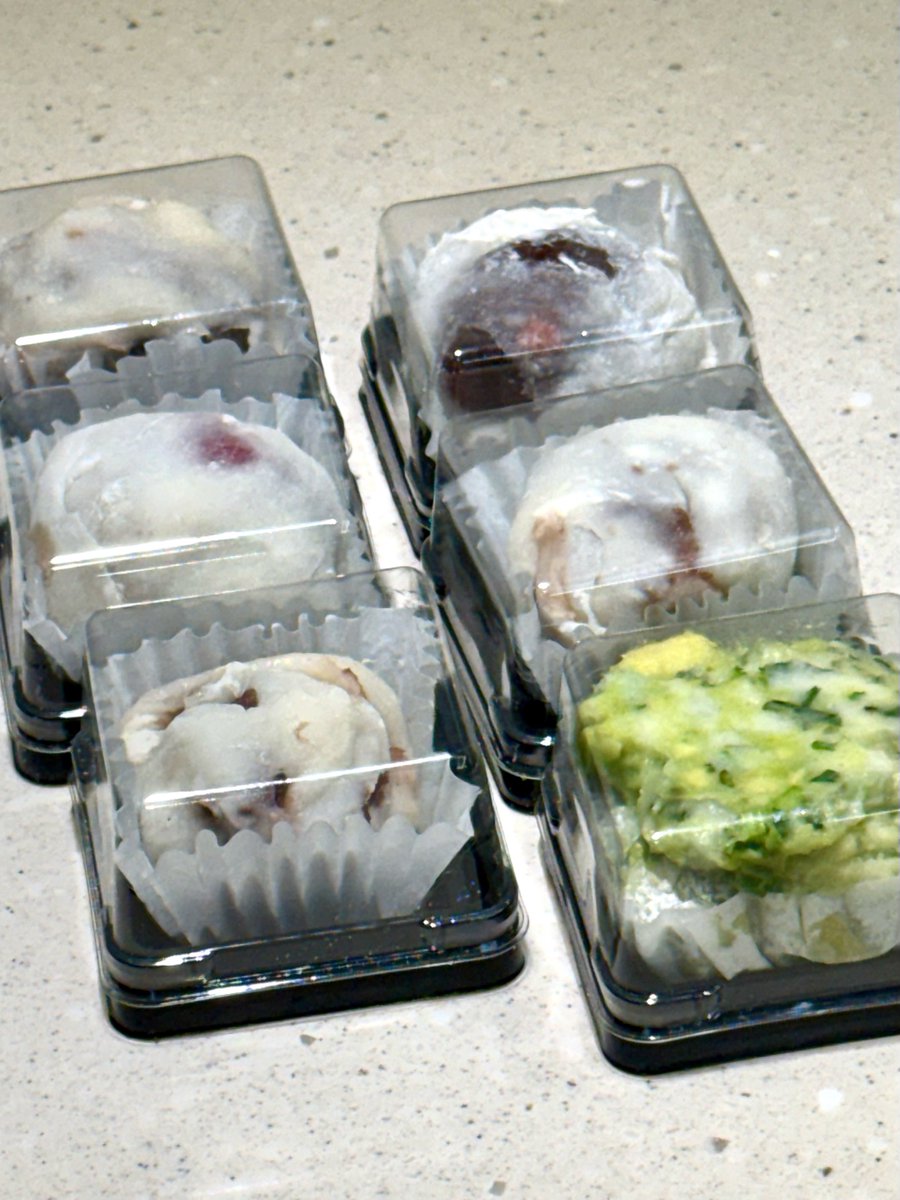 pick0404's tweet photo. メテュペン将来メテュからこれ系の餅配られるかもしれないと心しておかないといけないの大変すぎるwww https://t.co/iPLS4n0avA