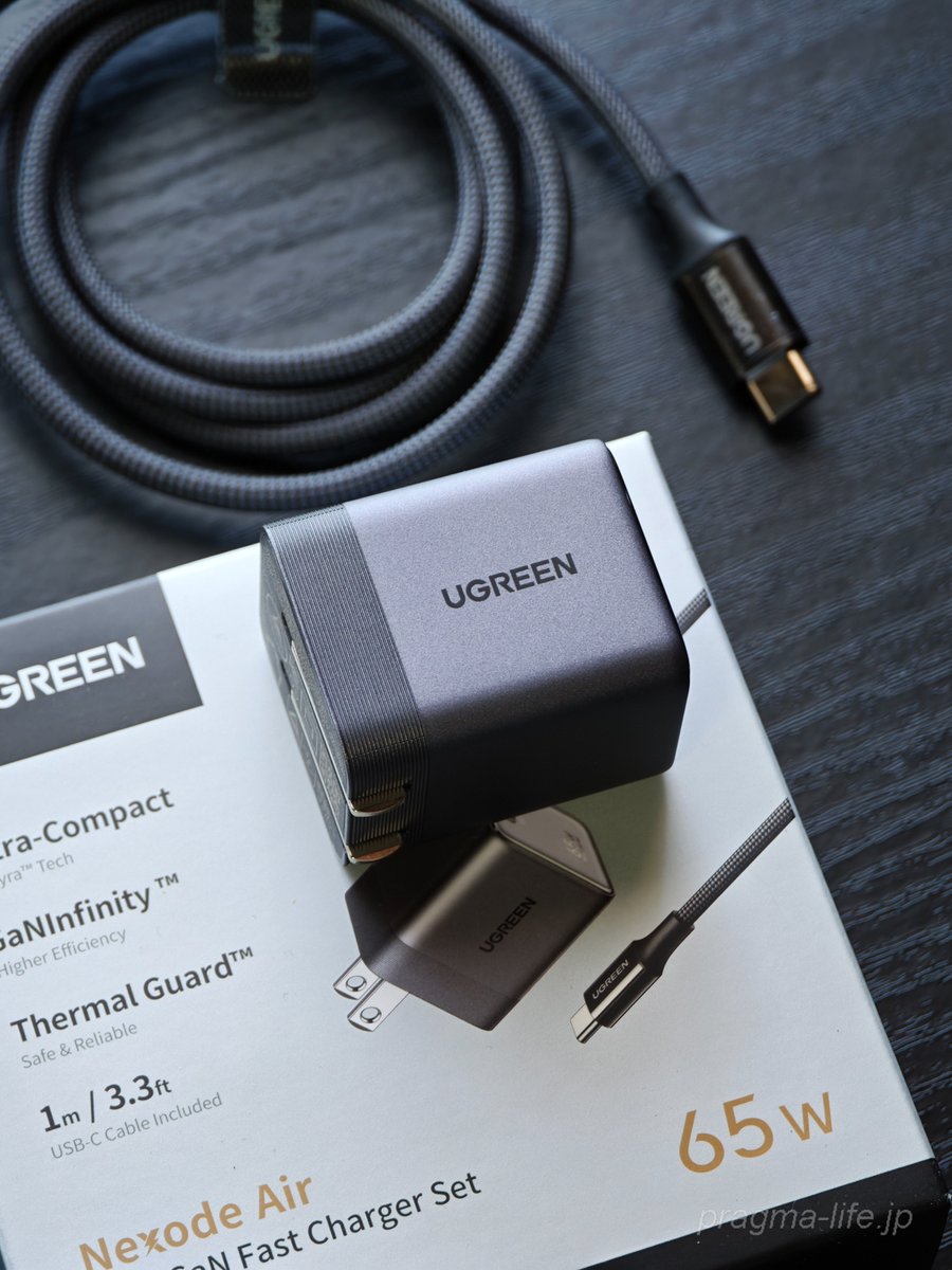 F10Dfjtu's tweet photo. UGREEN Nexode Air 65Wはガチで良いぞ。

プラグを折りたたむとものすごくコンパクトなキューブ型だから持ち運びにピッタリ。

しかもかなりちゃんとしたケーブルも付いてくる。

ワイは通常のグレーと『崩壊：スターレイル』コラボ版の2つ持ってる。 https://t.co/jbwap2tVfl