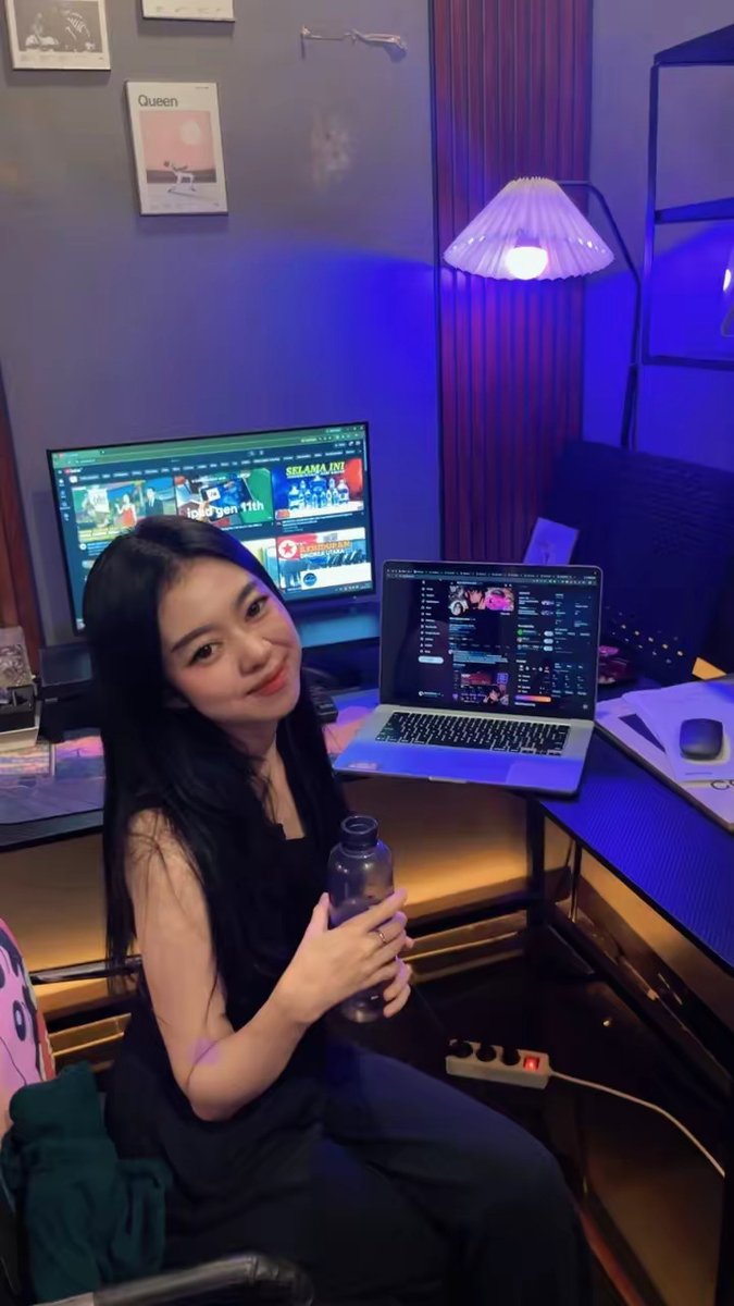 dearliaa14's tweet photo. If I started exploring Nomisma again today, I'd probably do one thing differently.

I'd spend less time chasing Diamonds and more time understanding why each protocol exists.

At first, every dApp looked like just another quest.

Now I see something different.

Every protocol solves a different problem. Every interaction teaches a different mindset. That's what made exploring @NomismaNetwork far more valuable than I expected.

Looking back, the biggest reward wasn't just climbing the leaderboard.

It was learning to think differently about DeFi one stage, one protocol, and one lesson at a time.