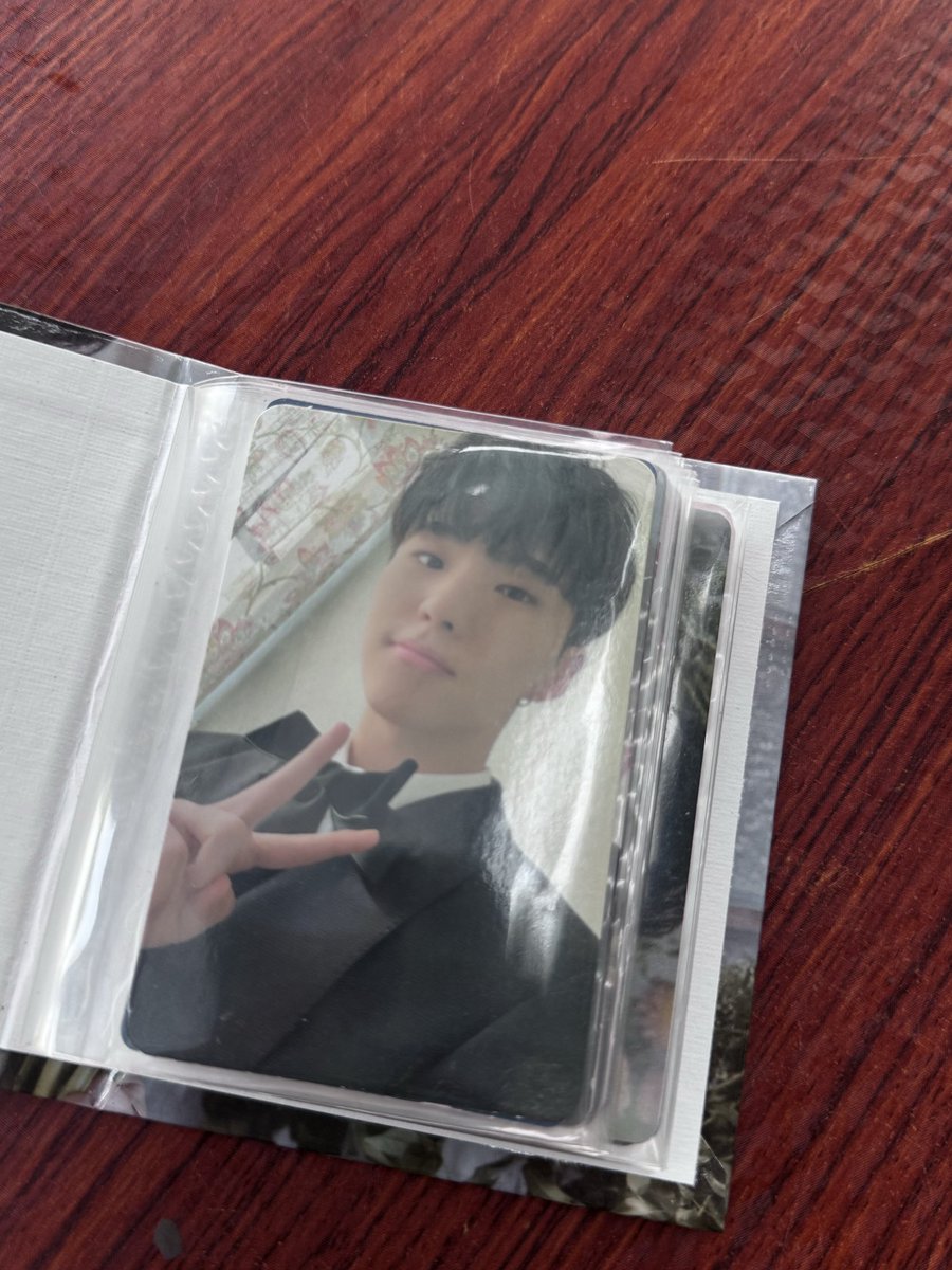 cloverpeweechim's tweet photo. wts hoshi FML pc https://t.co/ElyWzv63yN