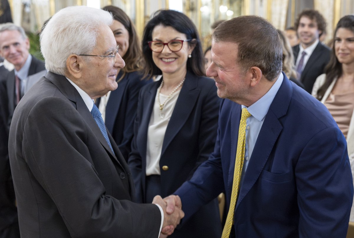 USAmbItaly's tweet photo. Connecting people is the core of diplomacy! 🇺🇸🇮🇹

I was honored to join President Mattarella at the @Quirinale to celebrate our Fulbright exchange program, Freedom 250, and the 80th anniversary of the Italian Republic. 

The @FulbrightIT community in Italy builds trusted academic and professional networks that strengthen our alliance and help our two countries face future global challenges together.