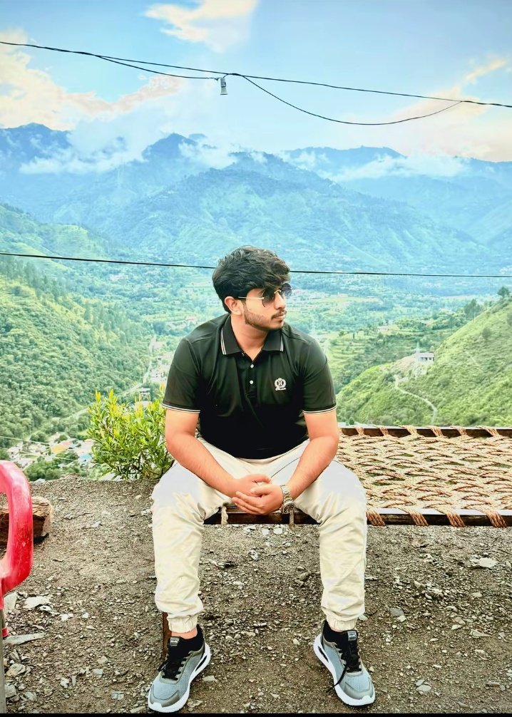 AmirBezinjo's tweet photo. محمد جان کو گزشتہ شب مبینہ طورپرجبری طور پر لاپتہ کیے جانے کی اطلاعات انتہائی تشویشناک ہیں۔ محمد جان اپنے والدین کے اکلوتے بیٹے/خاندان کا واحد سہاراہیں اگر یہ اطلاعات درست ہیں تو یہ بنیادی انسانی حقوق اور قانون کی بالادستی پر سنگین سوال اٹھاتی ہے ہم اس واقعے کی شدید مذمت کرتے ہیں https://t.co/wOELt7FDPW