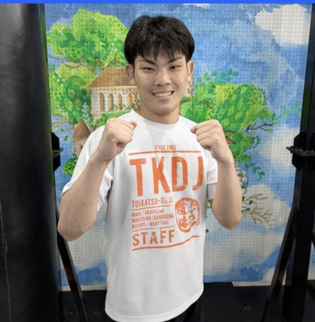 ff_kichijoji's tweet photo. 宮﨑　一誓
・生年月日・・・2002年11月25日
・出身地・・・埼玉県
・指導内容・・・キックボクシング、総合格闘技
・指導時間・・・火曜7時〜12時、水曜7時〜12時
・自己紹介コメント・・・よろしくお願いします！！ https://t.co/AuqziElRtG