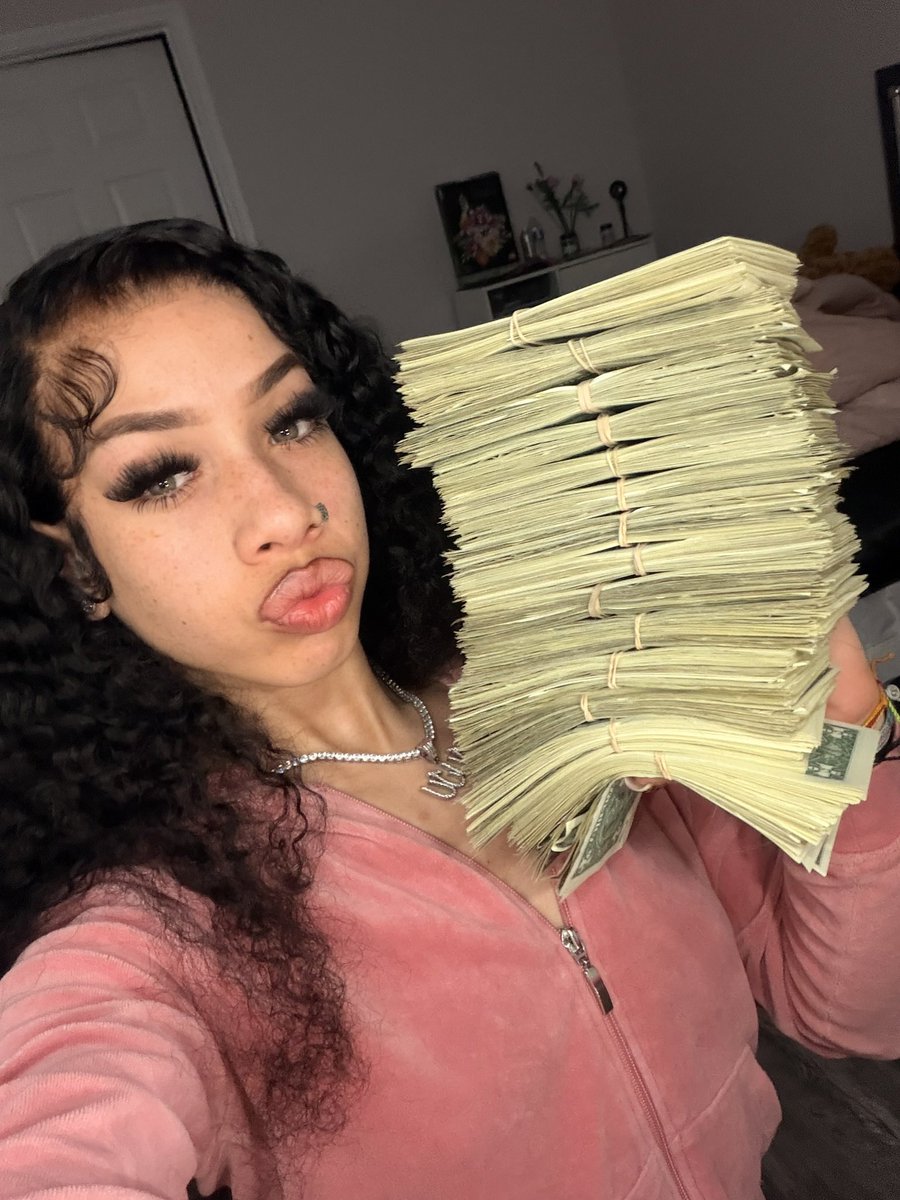 therealljustice's tweet photo. Ig worthy ?  Lmk sum 👀🙂 https://t.co/PFfuy6OMHO