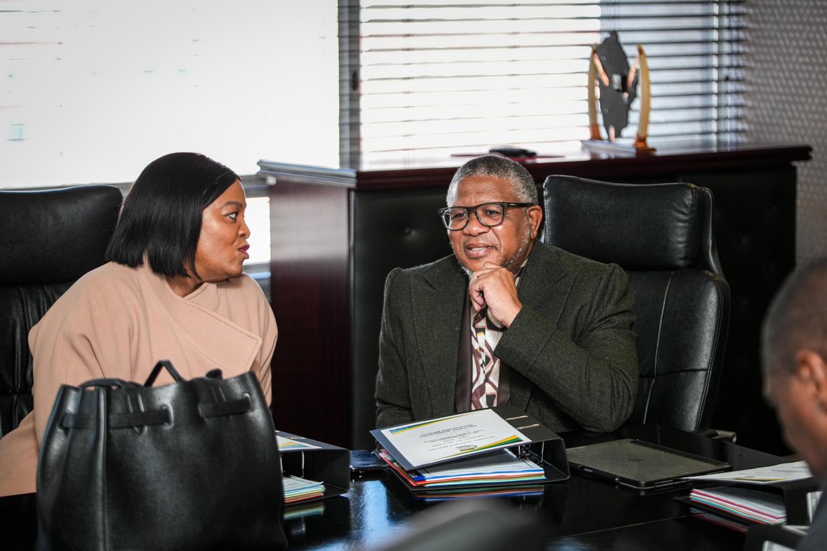 MYANC's tweet photo. Today, the ANC National Officials continue interviews for mayoral candidates at Luthuli House, concluding an extensive public participation process that saw communities and key sectors nominate leaders to represent the movement in municipalities across South Africa.

The process, mandated by the ANC National Executive Committee, will culminate in the announcement of the ANC’s mayoral candidates for the 2026 Local Government Elections.

#TheYearOfDecisiveAction
#LGE2026
#ANCatWork