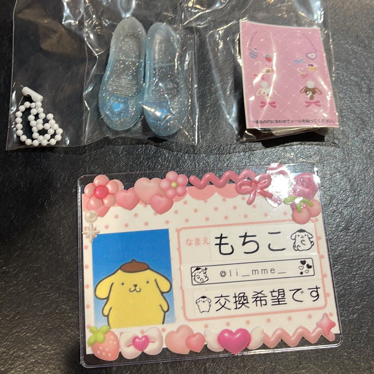 li_mme_'s tweet photo. キッズサンダル2 サンリオ　ガチャガチ交換

求　マイメロ
譲　シュガーバニーズ　シュガバニ

郵送交換希望です💌
お気軽にお声掛けください🌼 https://t.co/XyJHC6rvnj