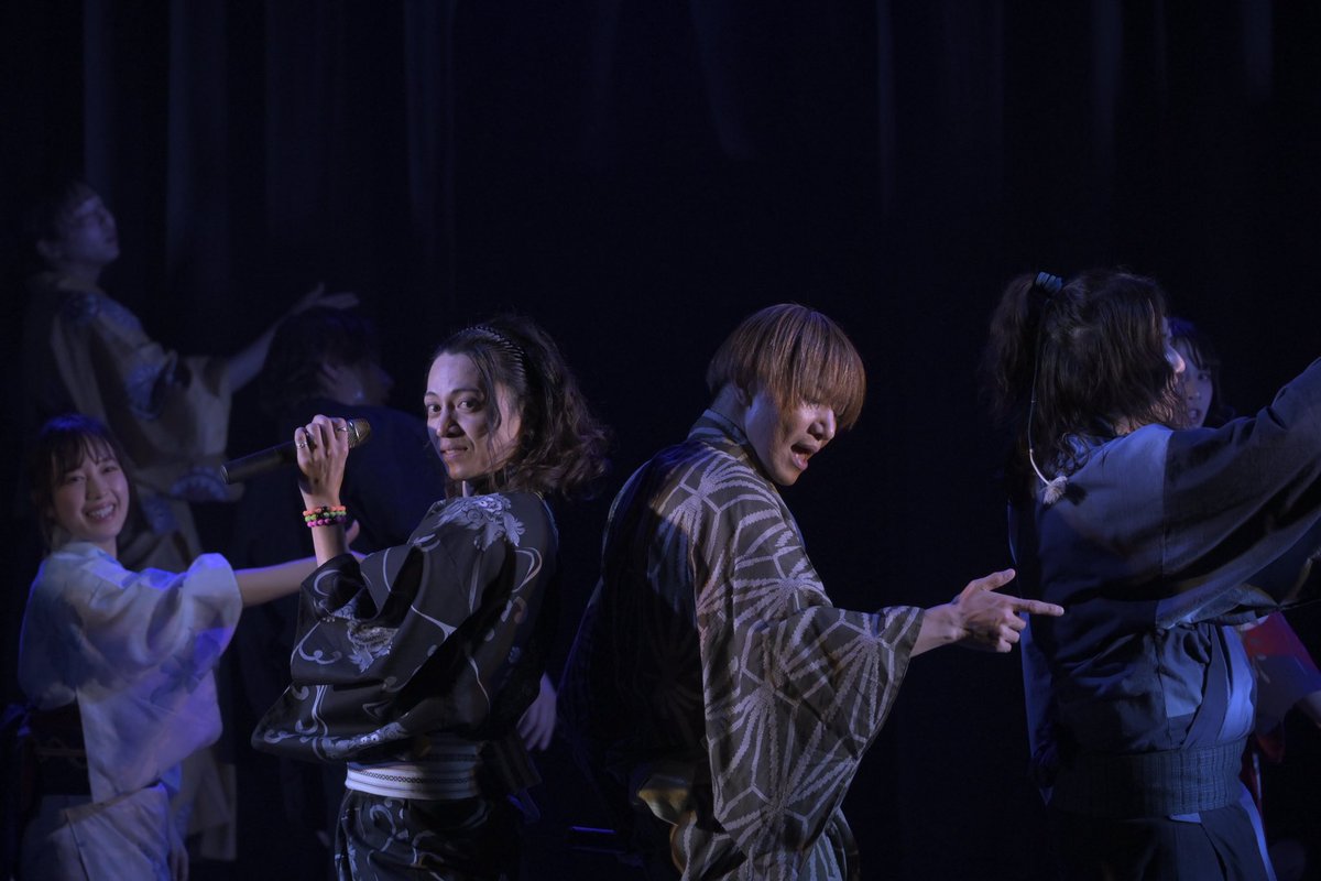 omotenashi_TC's tweet photo. 🎤💃👘『令和8年 冬麗 劇団オモテナシ』👘💃🎤

🎫**チケット好評発売中！**🎫

🪭2026年12月23日(水)〜27日(日) 全10公演（※ゲネプロ公演含む）
📍劇場：あうるすぽっと［豊島区立舞台芸術交流センター］

🎫チケットはこちら
https://t.co/tIekuBgBAm

皆様のご来場を心よりお待ちしております。 https://t.co/GXo3DMJEm0