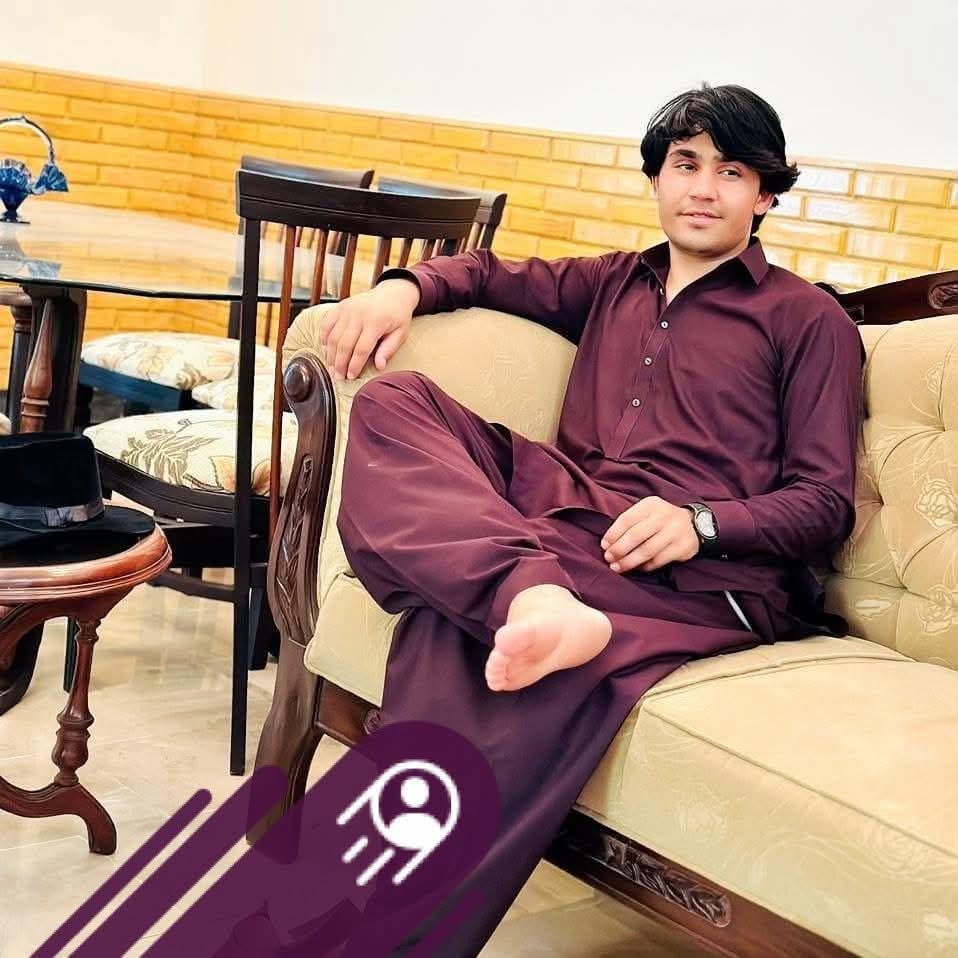 Afghan0344's tweet photo. بنوں کے علاقے بکاخیل میں پاکستانی فوج کے مبینہ ڈرون حملے میں ایک اسکول کا طالب علم شہید جبکہ تین دیگر زخمی ہو گئے۔

یہ کوئی پہلا واقعہ نہیں، ایسے حملوں میں بارہا عام شہری، خصوصاً بچے، خواتین اور بے گناہ افراد متاثر ہوئے ہیں۔ https://t.co/JOpCpyRzbR