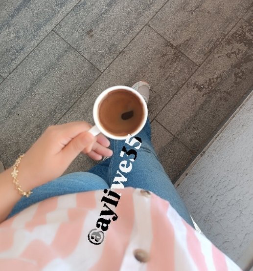 Ayliwe35's tweet photo. #işlergüçler koşuşturmacalar..
#Mood
#Rutin
#dozalımı
#sexting
#keyfs
#kahvekeyfi
☕🍃☘️🍀 ☕ https://t.co/grBJNAkxTt