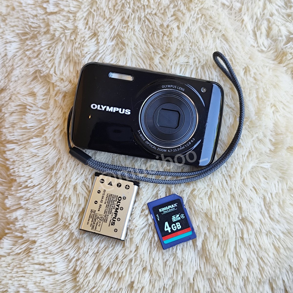 muciboo_'s tweet photo. WTS Digicam Olympus VH-210

Fisik 9/10
Fungsi normal
LCD &amp; flash aman
Zoom in &amp; out lancar
(-) Tombol atas &amp; bawah agak error tpi masih aman, tombol lain aman

Inc: baterai, sd card, strap, camera bag
IDR: 800k (nego)

❌NO BOX❌

hasil foto di reply👇🏼

minat dm, mt after dm 🙌🏼 https://t.co/5teXeFL5no
