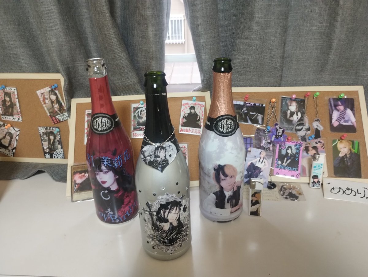 genya0310ya's tweet photo. 金曜日土曜日2日連続で推しに会いに行った！

入れる気なかったけどオリシャン入れたらオリシャンなら飲めるってアルコール苦手なのに飲んでくれた！

たこ焼きとか買って行ってみんなでわいわい深夜会して楽しかった！

また来月会いに行きます！

#えれきを甘やかすな https://t.co/d4weOLyvDA