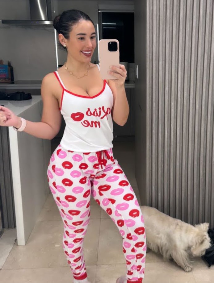 prvt_Angie's tweet photo. A day in a life 🥰😍 https://t.co/nXpxxieSEs