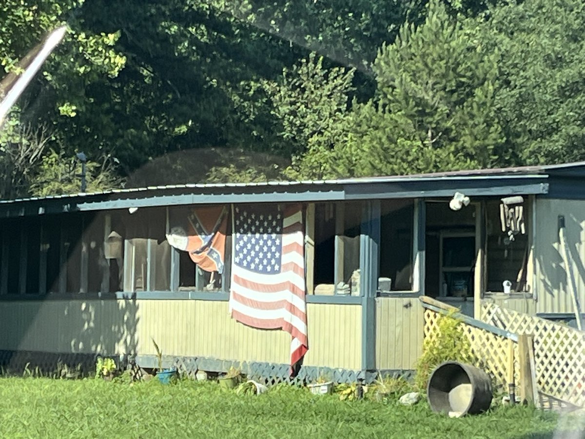Bhomega1's tweet photo. @raphousetv2 I love GA but I do not go anywhere without my 🔫 here !There are 2many “backroads &amp; woods “ &amp;”Pick up trucks“ ,for my liking !I haven’t encountered any racism ,but during some drives I can smell it in the air !I believe people can like or dislike who they want jst leave em alone https://t.co/xK9kjVU8U8