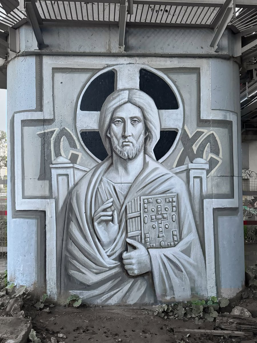 orthodox_33ad's tweet photo. Street Iconography by artist Alexandr Tsypkov. https://t.co/Lj4GA9WYfw