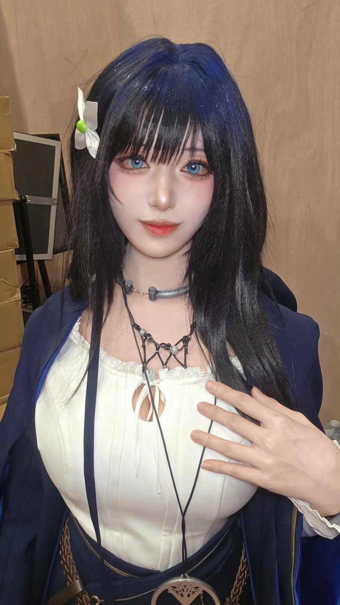 Hangah_cos's tweet photo. ✨That’s a wrap on MIRESI at AX✨
Thank you so much to everyone who stopped by our booth and spent time with us today! 
The expo may be over, but the story doesn’t end here!
Stay tuned for the latest updates and behind-the-scenes moments with ENDE and all your favorite MIRESI characters.
Follow MIRESI on X so you never miss what’s next 👉 @Miresi_en
#MIRESI #AX #AnimeExpo